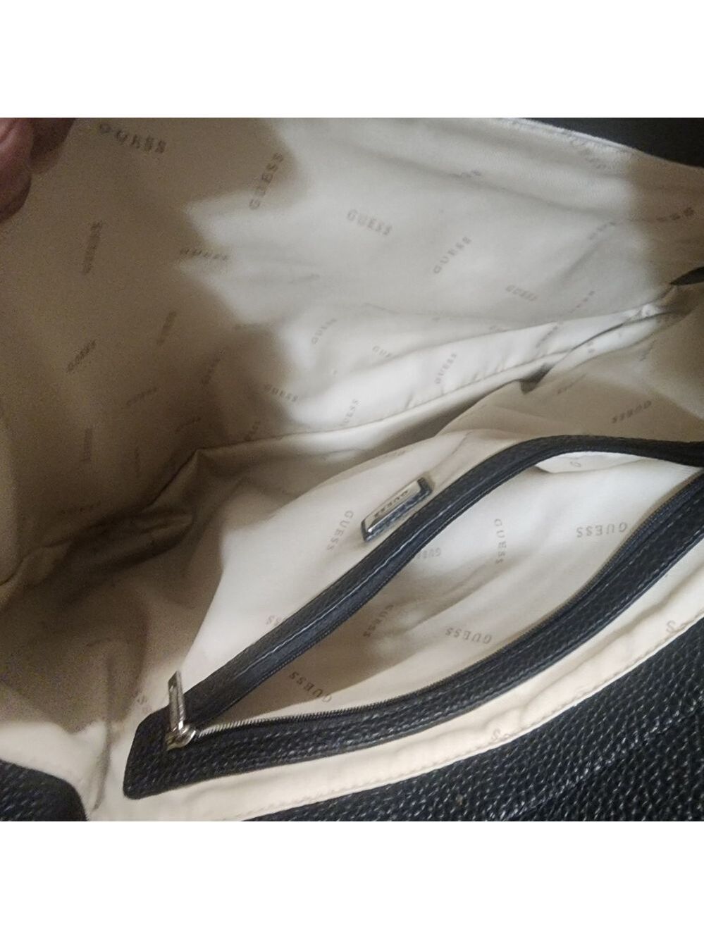 Brand New Guess tote bag - Picture 12 of 17